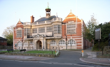 Town_Hall_Hendon